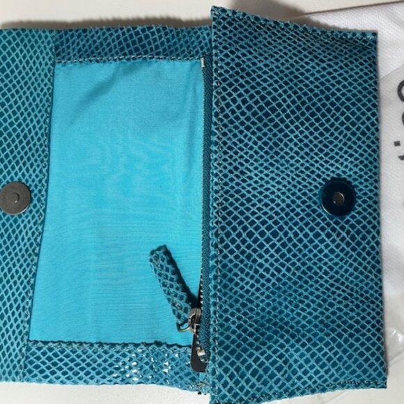 Latico Leather Gio Wallet Turquoise Brand NEW - Picture 3 of 5